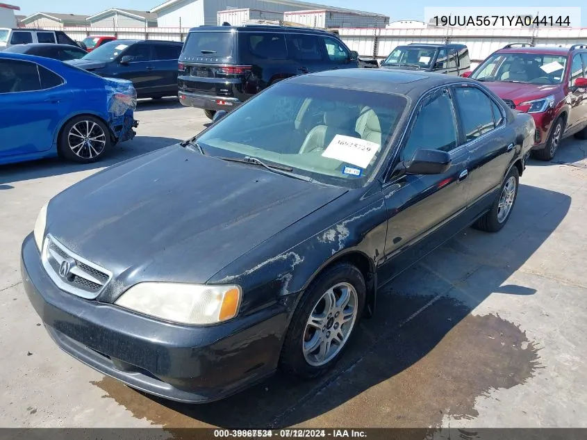 19UUA5671YA044144 2000 Acura Tl 3.2 W/Navigation System (A5)