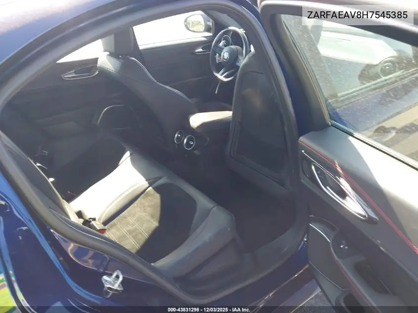 ZARFAEAV8H7545385 2017 Alfa Romeo Giulia Quadrifoglio Rwd