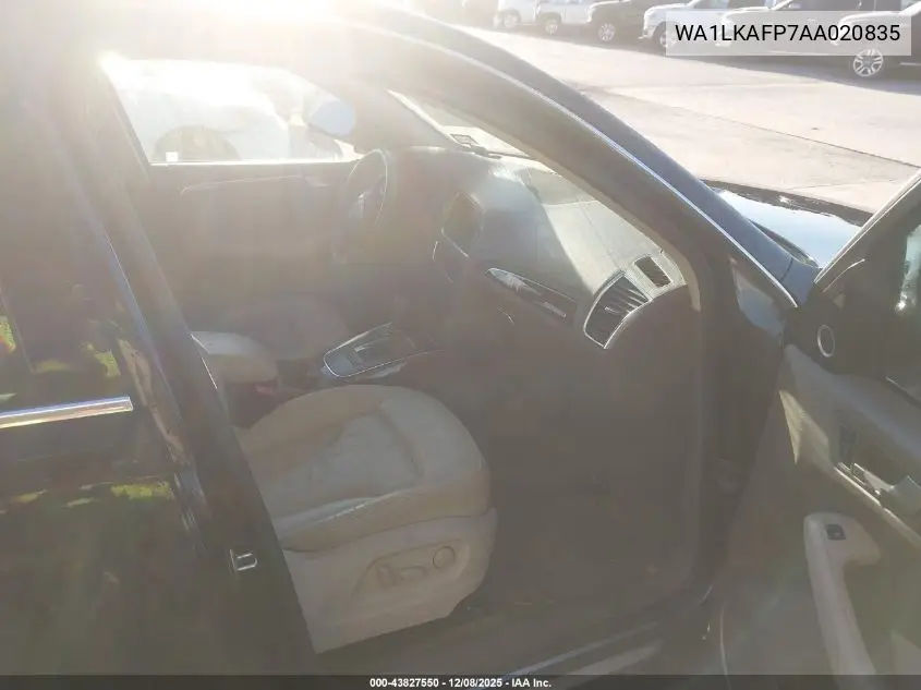 WA1LKAFP7AA020835 2010 Audi Q5 3.2 Premium