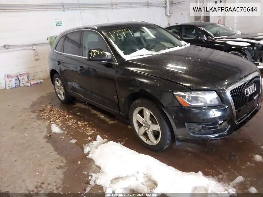 WA1LKAFP5AA076644 2010 Audi Q5 3.2 Premium