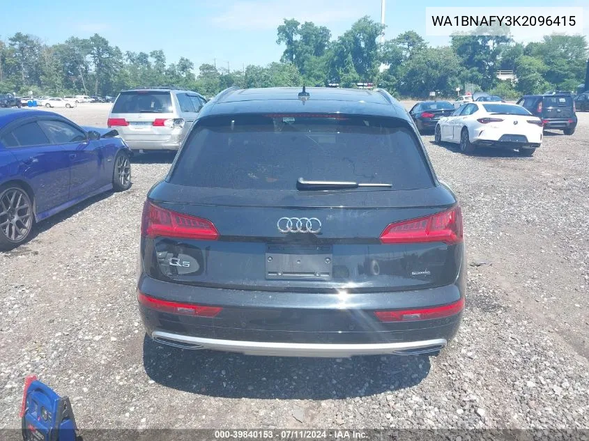 WA1BNAFY3K2096415 2019 Audi Q5 45 Premium