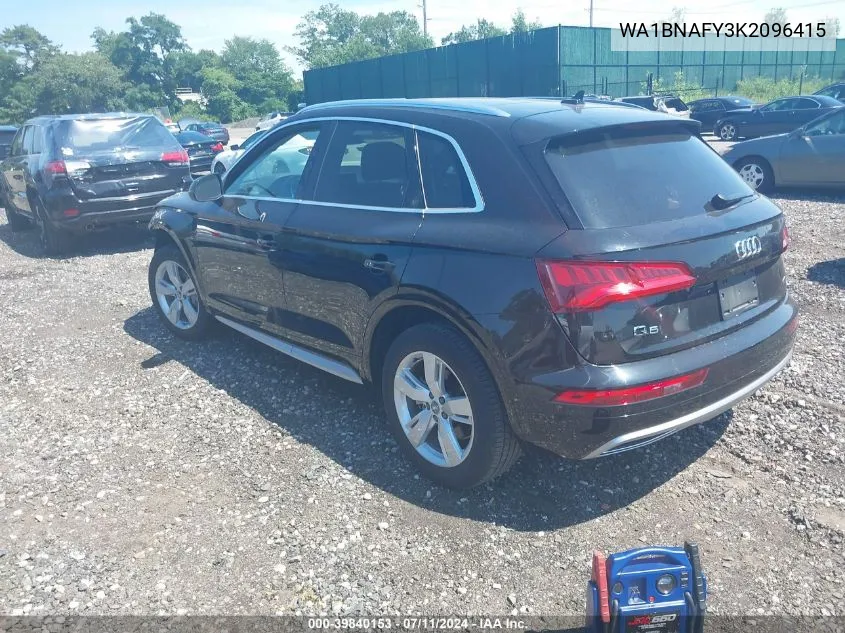 WA1BNAFY3K2096415 2019 Audi Q5 45 Premium