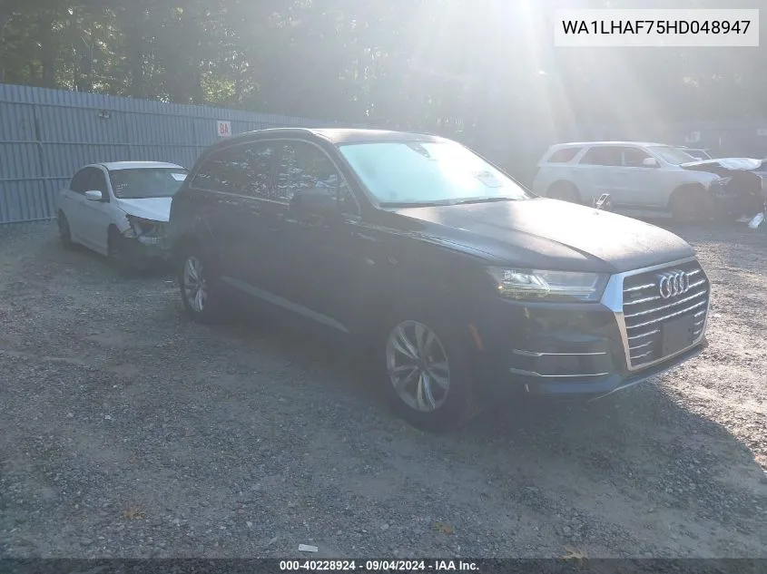 WA1LHAF75HD048947 2017 Audi Q7 Premium Plus