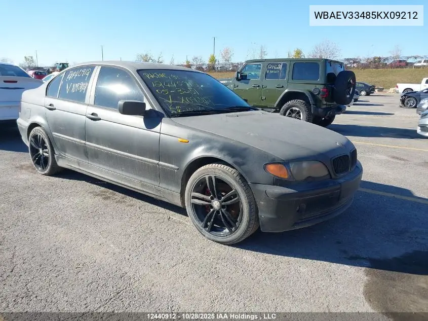 WBAEV33485KX09212 2005 BMW 325I