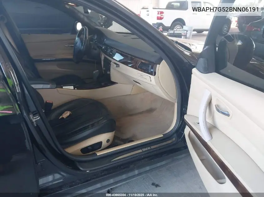 WBAPH7G52BNN06191 2011 BMW 328I