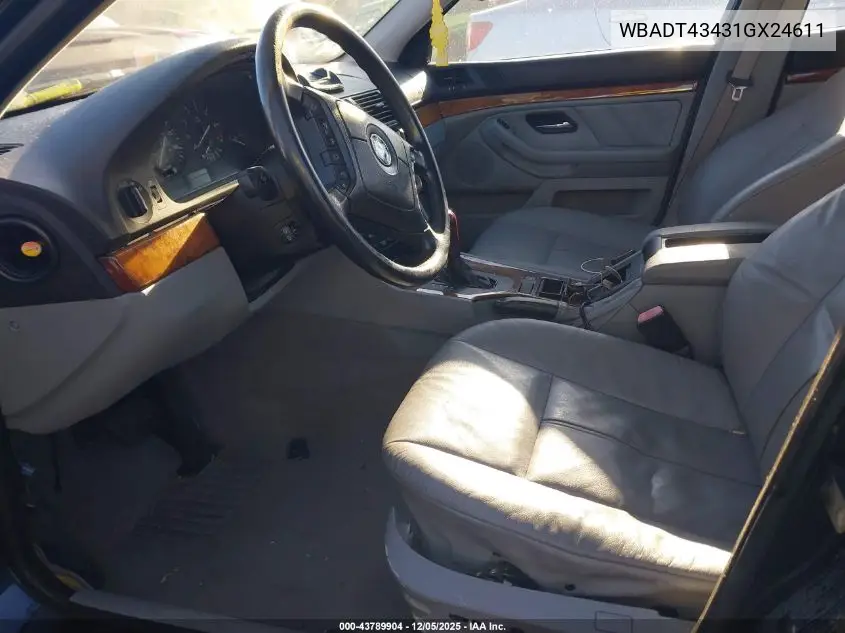 WBADT43431GX24611 2001 BMW 525Ia