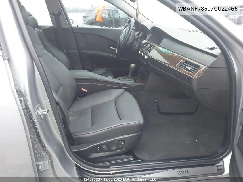 WBANF73507CU22456 2007 BMW 530Xi