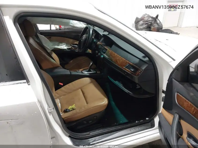 WBANV13598CZ57674 2008 BMW 528Xi