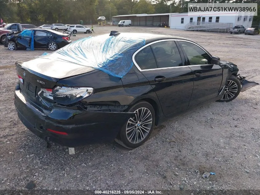 WBAJA7C51KWW38966 2019 BMW 530 Xi