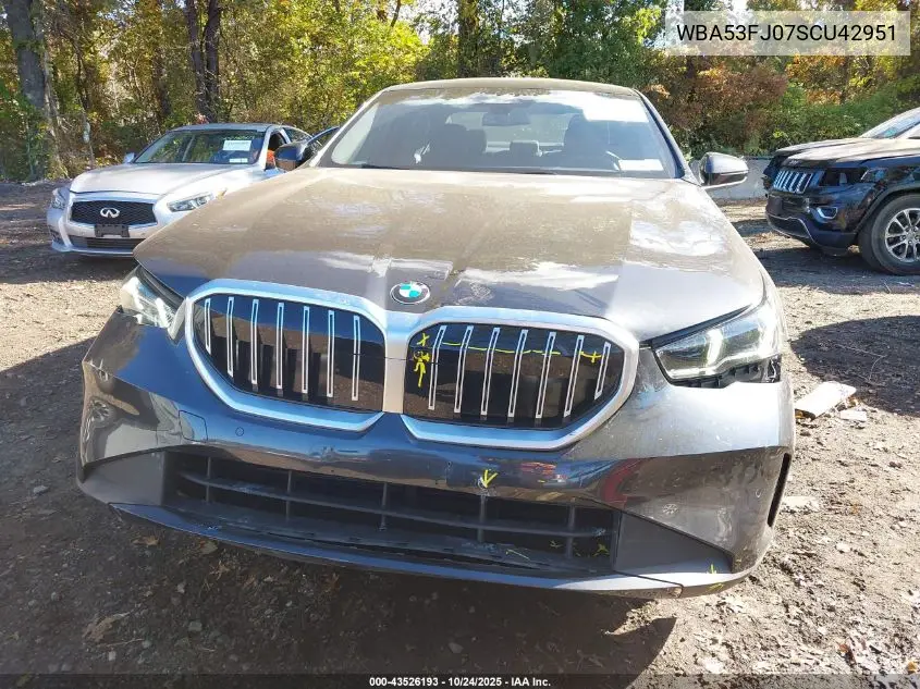 WBA53FJ07SCU42951 2025 BMW 530I xDrive