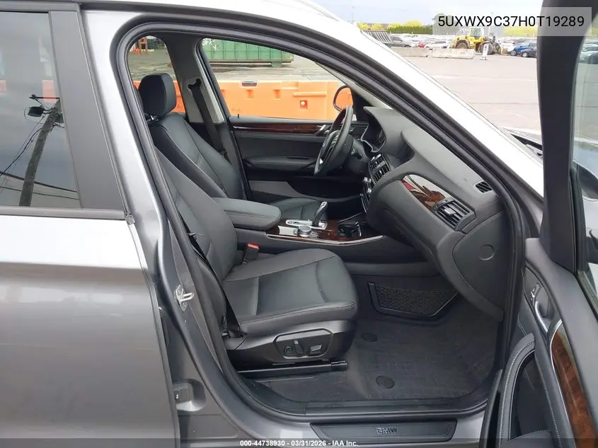 5UXWX9C37H0T19289 2017 BMW X3 xDrive28I