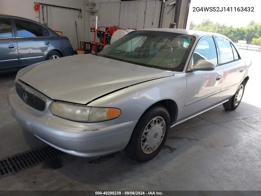 2004 Buick Century VIN: 2G4WS52J141163432 Lot: 40295239