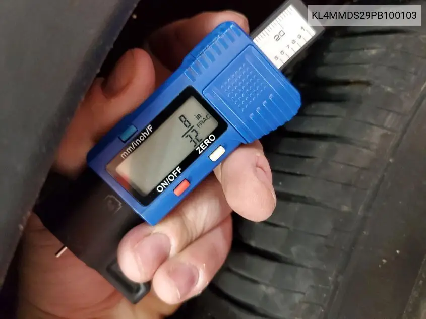 KL4MMDS29PB100103 2023 Buick Encore Gx Select Fwd