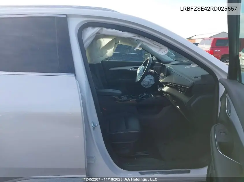 LRBFZSE42RD025557 2024 Buick Envision