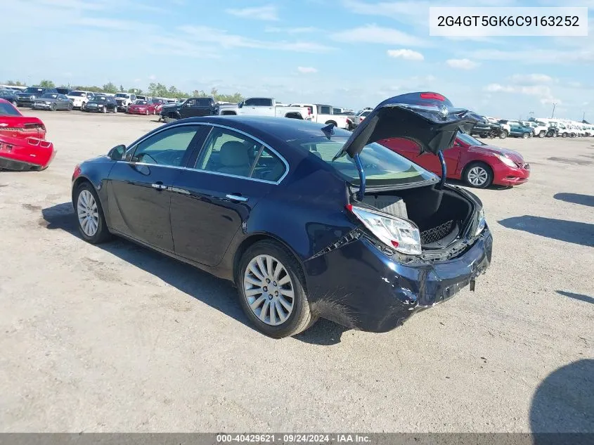 2G4GT5GK6C9163252 2012 Buick Regal Premium 2