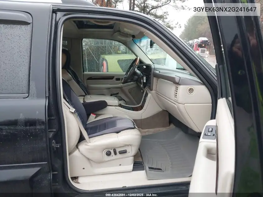 3GYEK63NX2G241647 2002 Cadillac Escalade Ext Standard