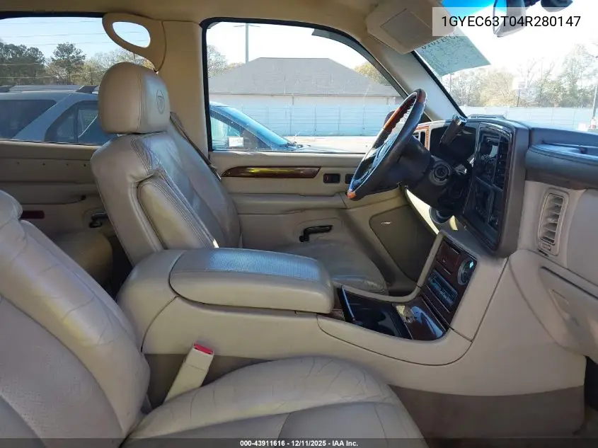 1GYEC63T04R280147 2004 Cadillac Escalade Standard