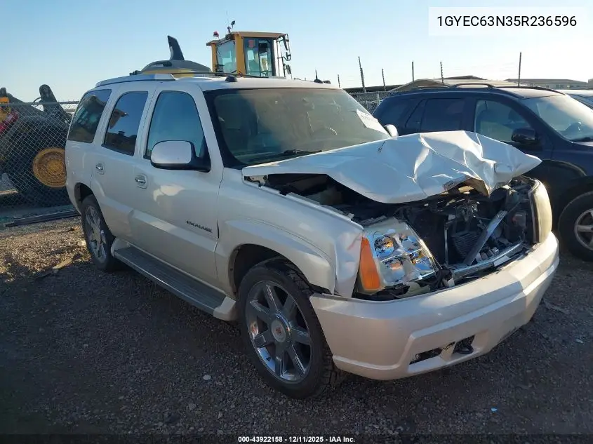1GYEC63N35R236596 2005 Cadillac Escalade Standard