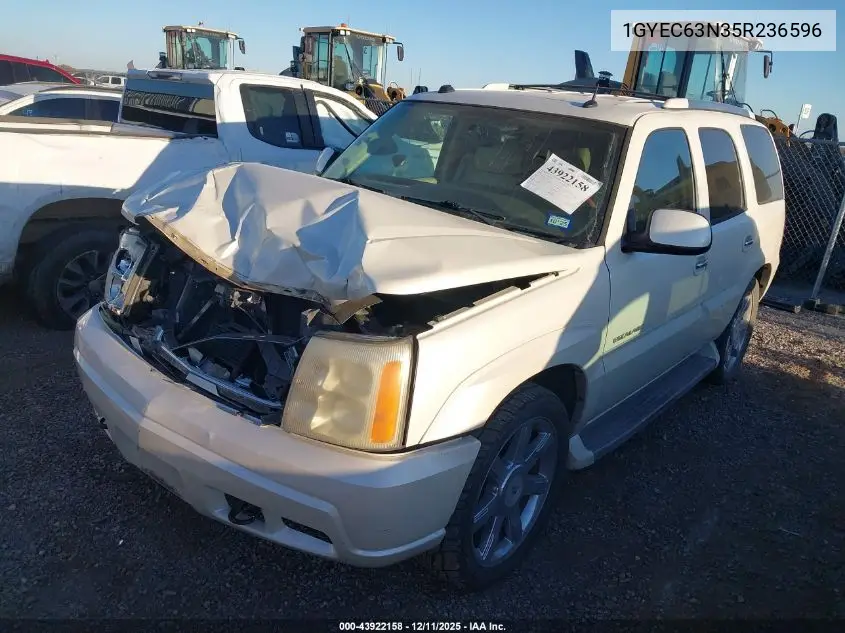 1GYEC63N35R236596 2005 Cadillac Escalade Standard