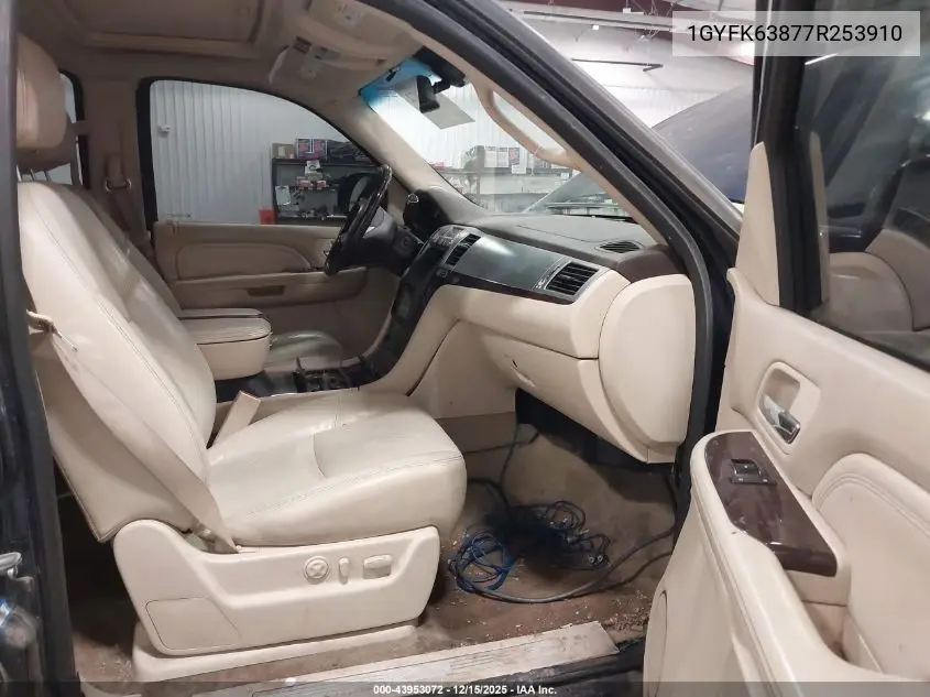 1GYFK63877R253910 2007 Cadillac Escalade Standard