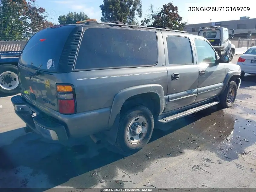 3GNGK26U71G169709 2001 Chevrolet Suburban 2500 Ls