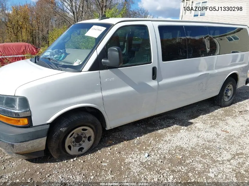 1GAZGPFG5J1330298 2018 Chevrolet Express 3500 Lt