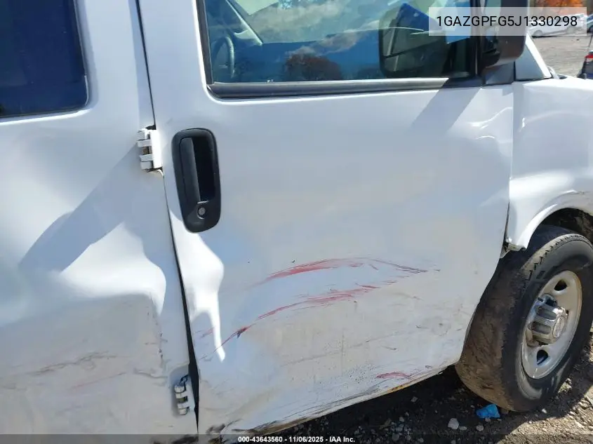 1GAZGPFG5J1330298 2018 Chevrolet Express 3500 Lt