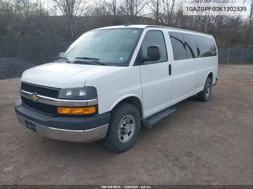 1GAZGPFG2K1302539 2019 Chevrolet Express 3500 Lt
