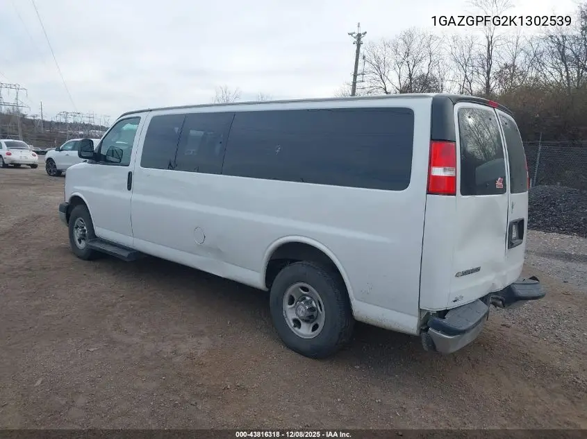 1GAZGPFG2K1302539 2019 Chevrolet Express 3500 Lt