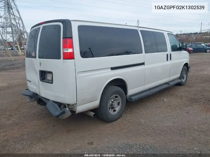 1GAZGPFG2K1302539 2019 Chevrolet Express 3500 Lt