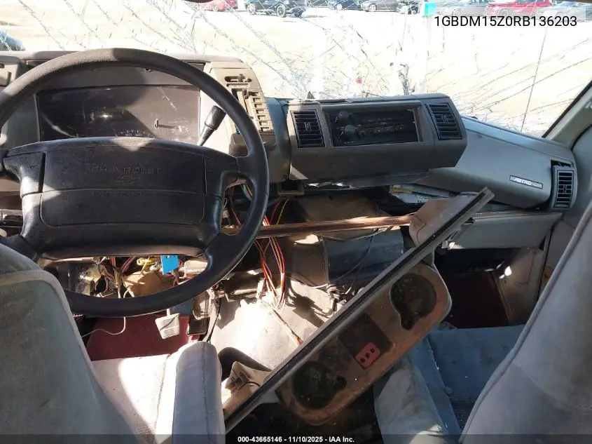 1GBDM15Z0RB136203 1994 Chevrolet Astro