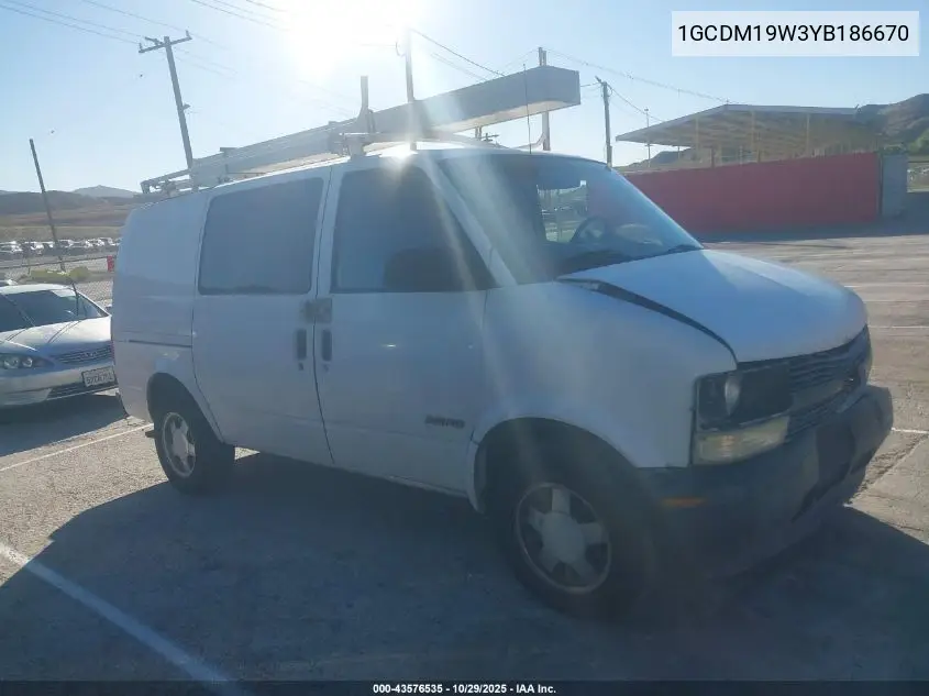 1GCDM19W3YB186670 2000 Chevrolet Astro