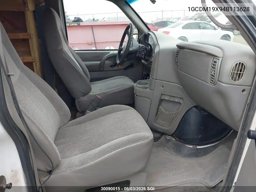 2004 Chevrolet Astro VIN: 1GCDM19X94B113628 Lot: 30090015