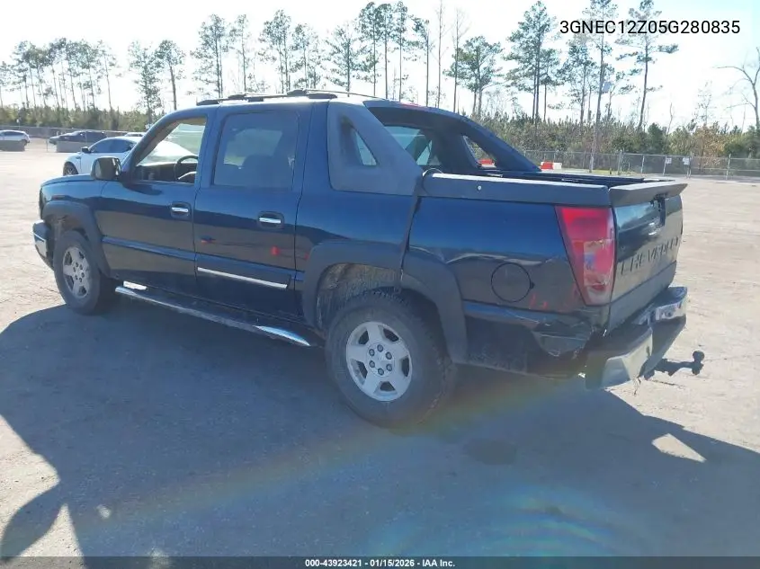 3GNEC12Z05G280835 2005 Chevrolet Avalanche 1500 Ls
