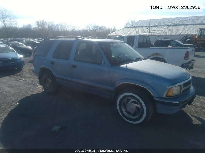 1996 Chevrolet Blazer VIN: 1GNDT13WXT2302958 Lot: 37974805