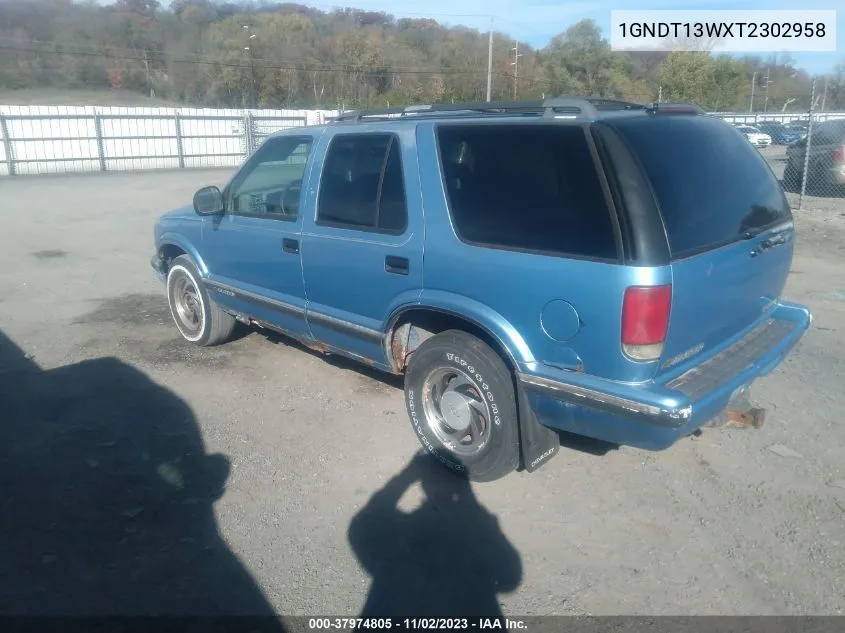 1996 Chevrolet Blazer VIN: 1GNDT13WXT2302958 Lot: 37974805