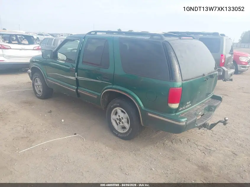 1GNDT13W7XK133052 1999 Chevrolet Blazer Ls
