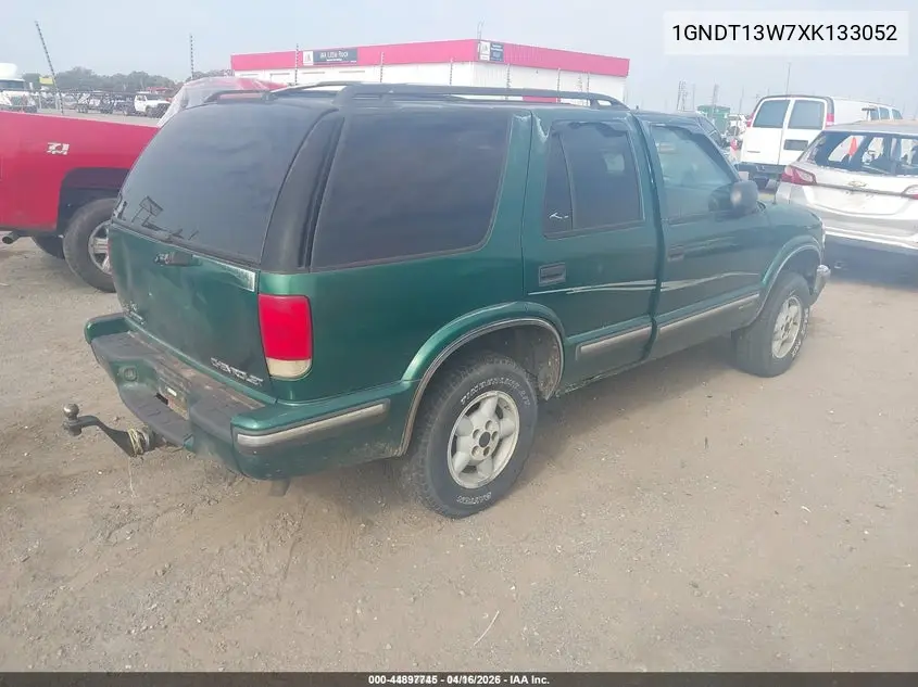 1GNDT13W7XK133052 1999 Chevrolet Blazer Ls