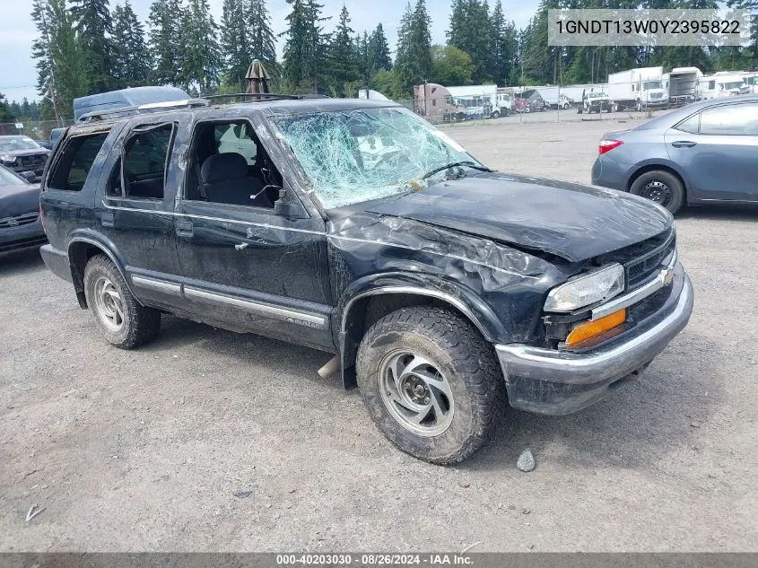 1GNDT13W0Y2395822 2000 Chevrolet Blazer Lt