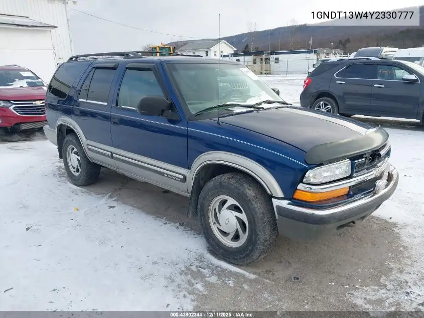 1GNDT13W4Y2330777 2000 Chevrolet Blazer Lt