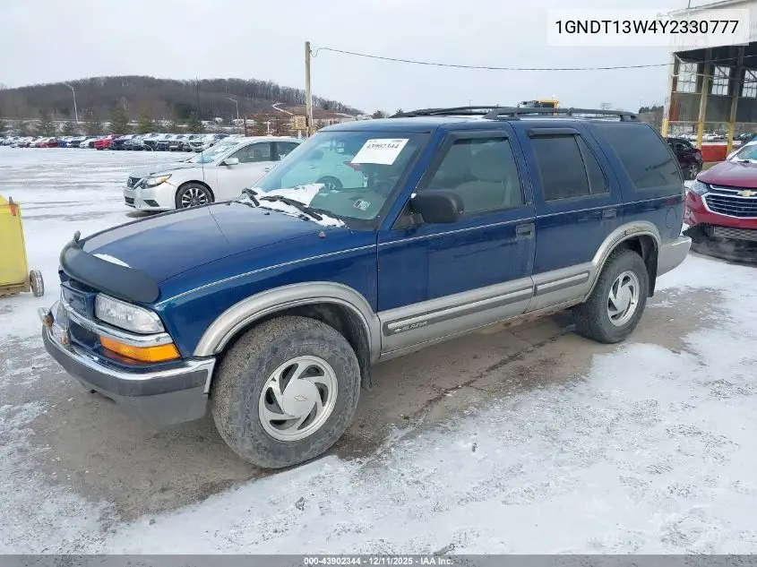 1GNDT13W4Y2330777 2000 Chevrolet Blazer Lt