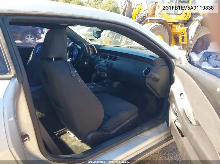 2G1FB1EV5A9119838 2010 Chevrolet Camaro 1Lt
