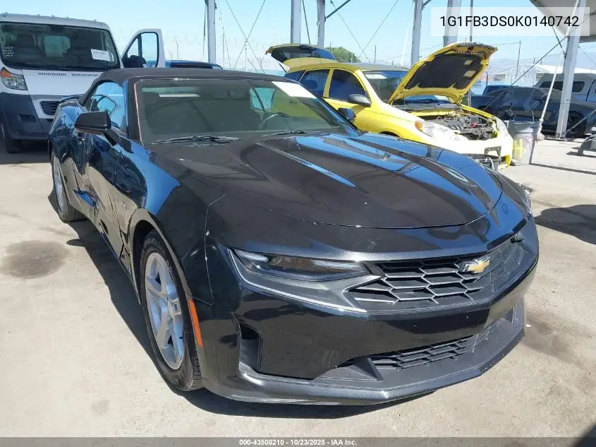 1G1FB3DS0K0140742 2019 Chevrolet Camaro 1Lt