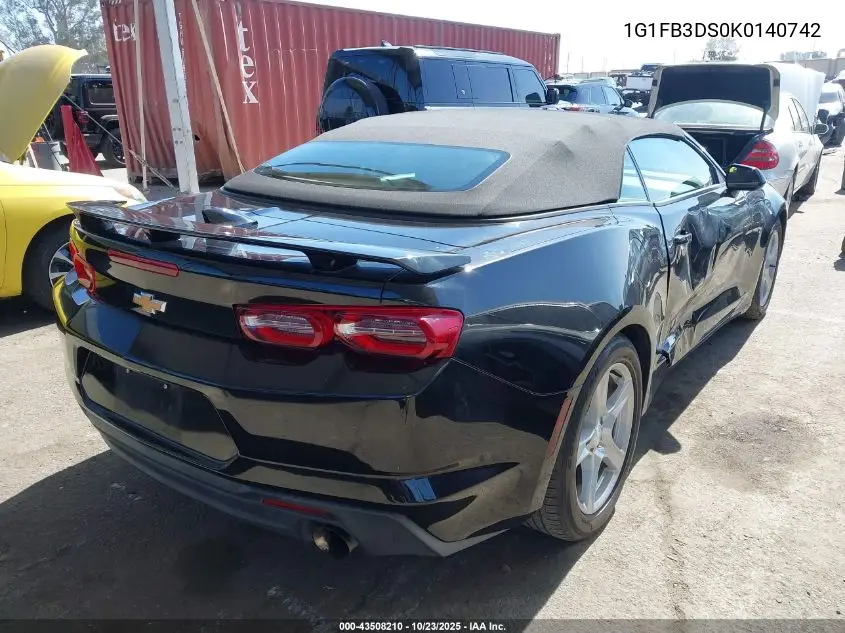 1G1FB3DS0K0140742 2019 Chevrolet Camaro 1Lt