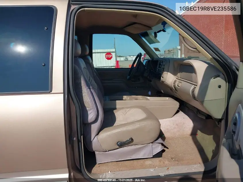 1GBEC19R8VE235586 1997 Chevrolet C1500 Fleetside