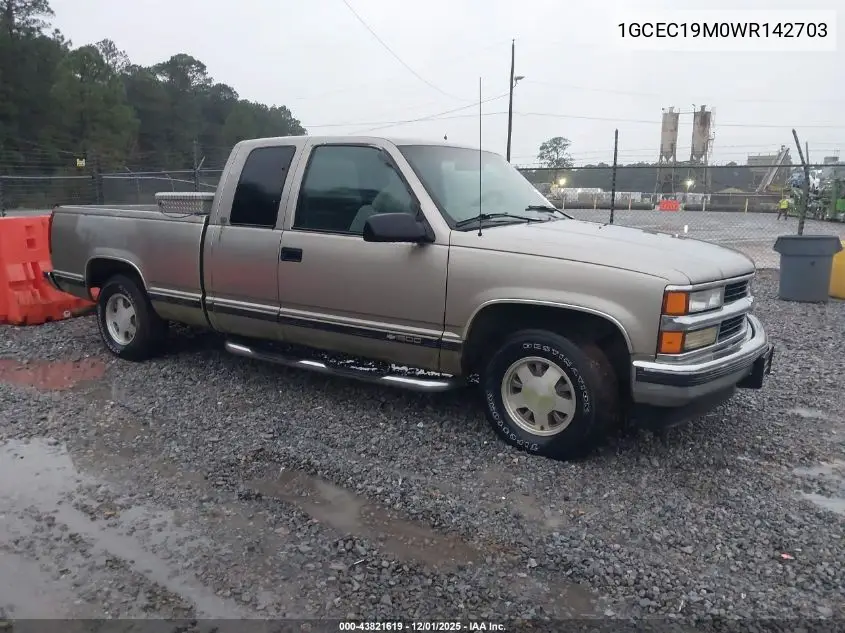 1998 Chevrolet C1500 Fleetside VIN: 1GCEC19M0WR142703 Lot: 43821619