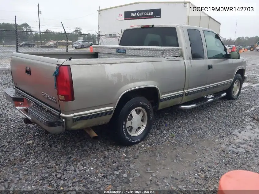 1998 Chevrolet C1500 Fleetside VIN: 1GCEC19M0WR142703 Lot: 43821619