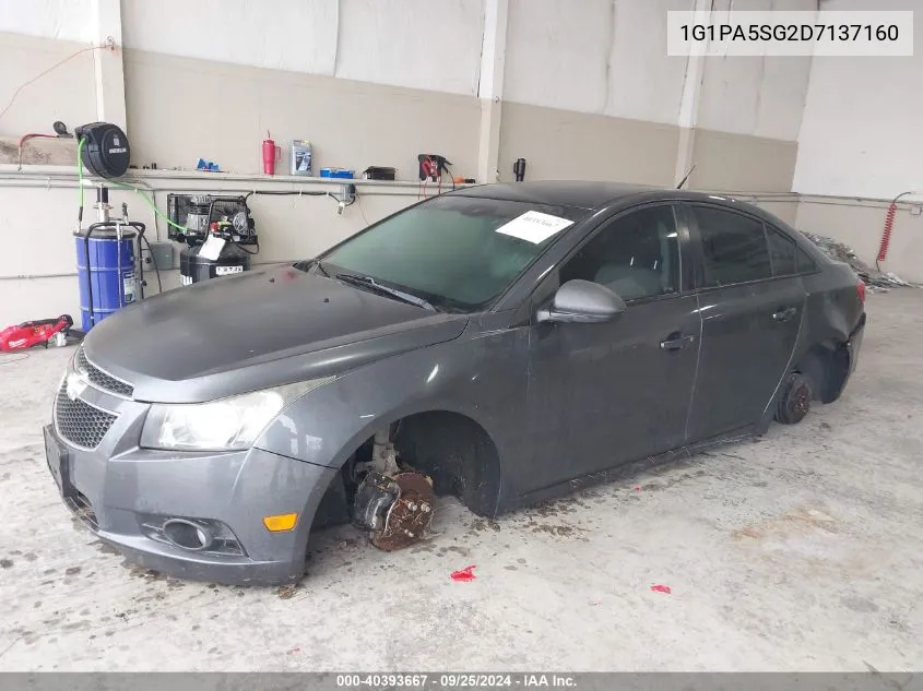 2013 Chevrolet Cruze Ls Auto VIN: 1G1PA5SG2D7137160 Lot: 40393667