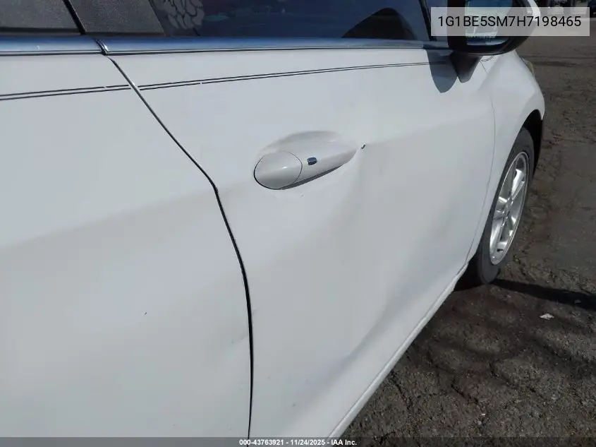 1G1BE5SM7H7198465 2017 Chevrolet Cruze Lt Auto