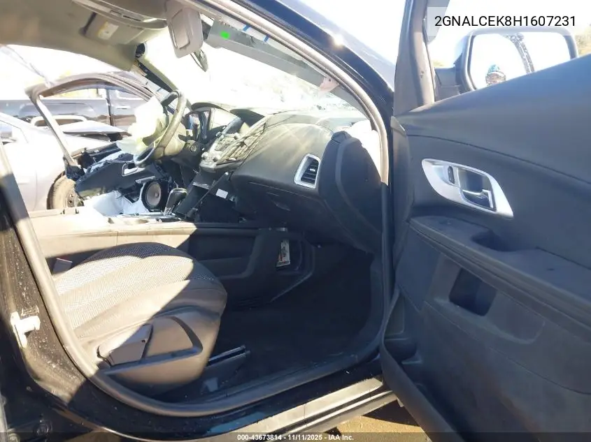2GNALCEK8H1607231 2017 Chevrolet Equinox Lt